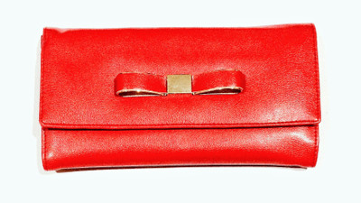 

Traditions Casual Red Clutch