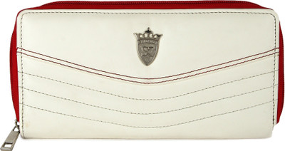 

Styler King Casual White Clutch