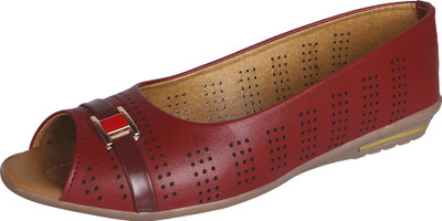

Niremo Women Cherry Red Sandals