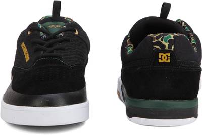 DC Sneakers
