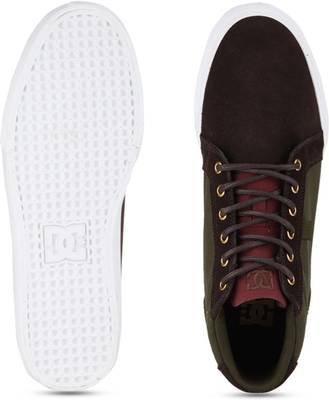 DC Sneakers