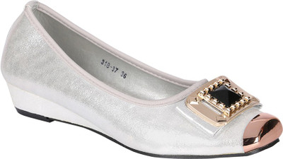 

Lotusfeet Bellies For Women(Silver