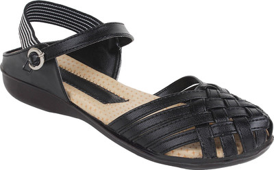

Niremo Women black Flats