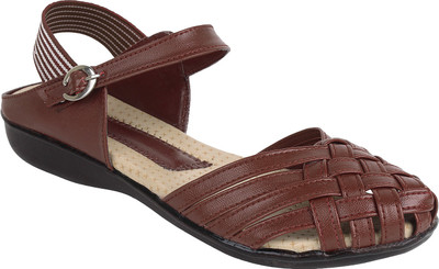 

Niremo Women Brown Flats