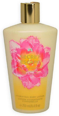 

Victoria's Secret Secret Escape Sheer Freesia & Guava Flowers (250 ml)(250 ml)