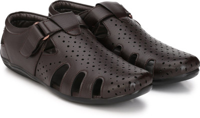 

Levanse Men Matte Brown Sandals