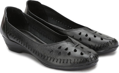 

Catwalk Bellies For Women(Black
