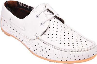 

Vedano Boat Shoes For Men(White