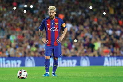 

RadhaKripa lionel-messi Poster Paper Print(18 inch X 12 inch, Rolled)