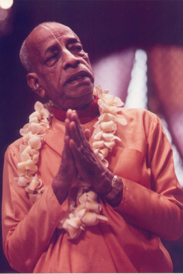 

RadhaKripa bhaktivedanta swami prabhupada Poster Paper Print(18 inch X 12 inch, Rolled)