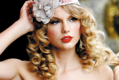 

Taylor Swift ts1 Paper Print(18 inch X 12 inch, Rolled)