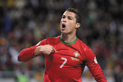 

ronaldo Paper Print(18 inch X 12 inch, Rolled)