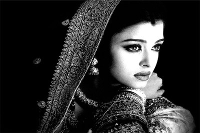 

aishwarya queen rai Paper Print(18 inch X 12 inch, Rolled)