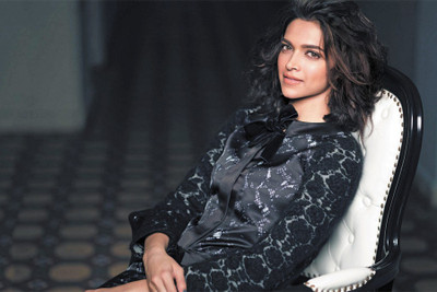 

RadhaKripa deepika padukone in black dress Poster Paper Print(18 inch X 12 inch, Rolled)