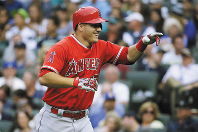 

RadhaKripa mike trout Poster Paper Print(18 inch X 12 inch, Rolled)