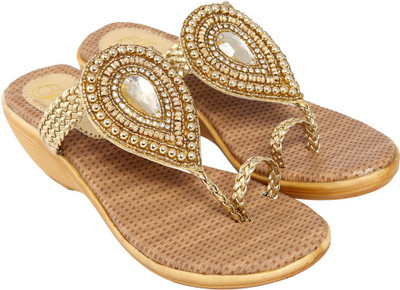 

Jade Women Gold Wedges