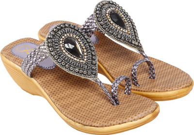 

Jade Women Grey Wedges