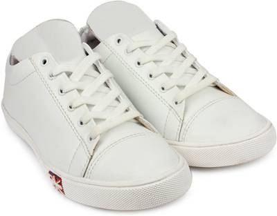 Navchetan Sneakers
