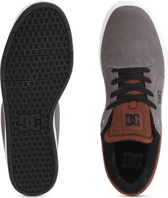 DC Sneakers