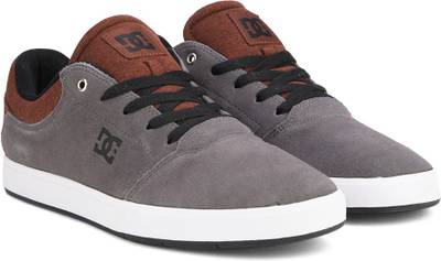 DC Sneakers