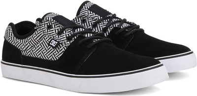 

DC Sneakers For Men(Black, White, Black/black/white