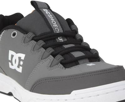DC Sneakers