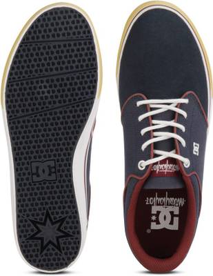 DC Sneakers