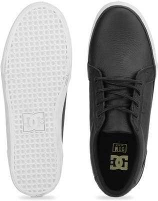 DC Sneakers