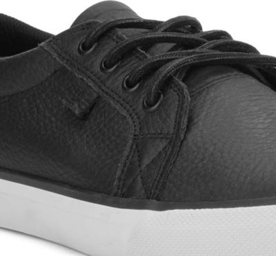 DC Sneakers