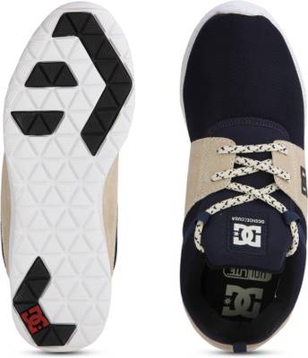 DC Sneakers
