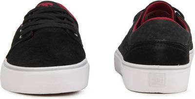 DC Sneakers