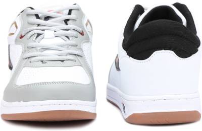 Fila Sneakers