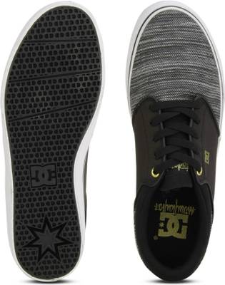 DC Sneakers