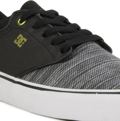 DC Sneakers