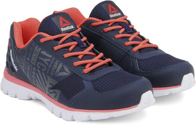 REEBOK RUN VOYAGER Running Shoes For Women, Navy.pink