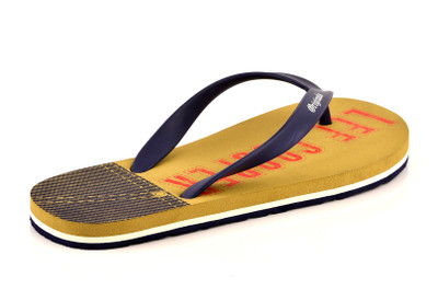 

Lee Cooper Flip Flops, Beige