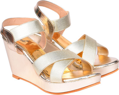

Jade Women Gold Wedges