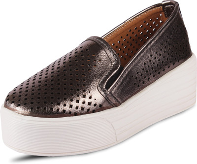 

Anand Archies Casuals For Women(Grey