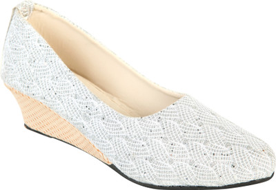 

Trendy Feet Casuals For Women(Silver