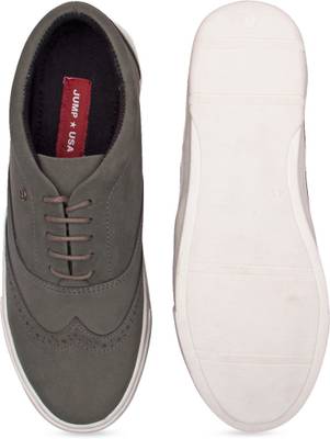 JumpUSA Sneakers
