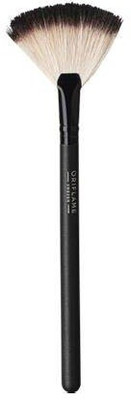 

Oriflame Sweden Professional Fan Powder Brush(Pack of 1)