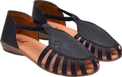 

Jade Women Black Flats