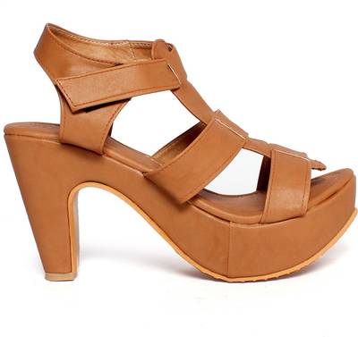 Meriggiare Women Black Heels