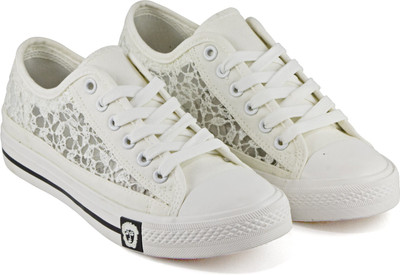 

DeVEE Side Pattern Flat White Canvas Shoes For Women(White