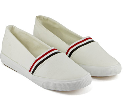 

DeVEE Marice Pique Ballet White Slip On Sneakers For Women(White
