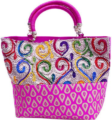 

Bagaholics Party Pink Clutch