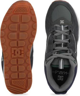 DC Sneakers