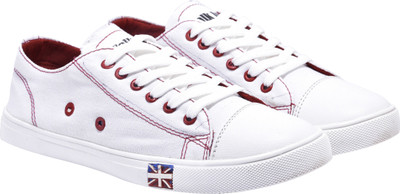 Walk Jump white cool canvas Sneakers For Men(White