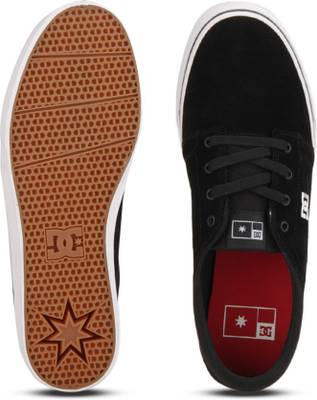 DC Sneakers