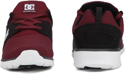 DC Sneakers